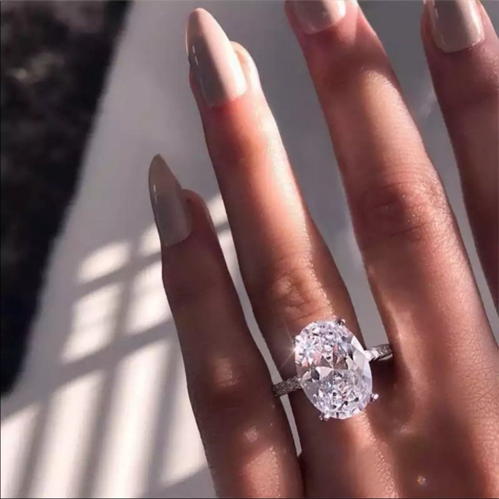 925 Stamped Silver Oval Diamond Ring - Picture 4 of 5